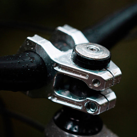 Scratch & Dent The Cockpit Stem