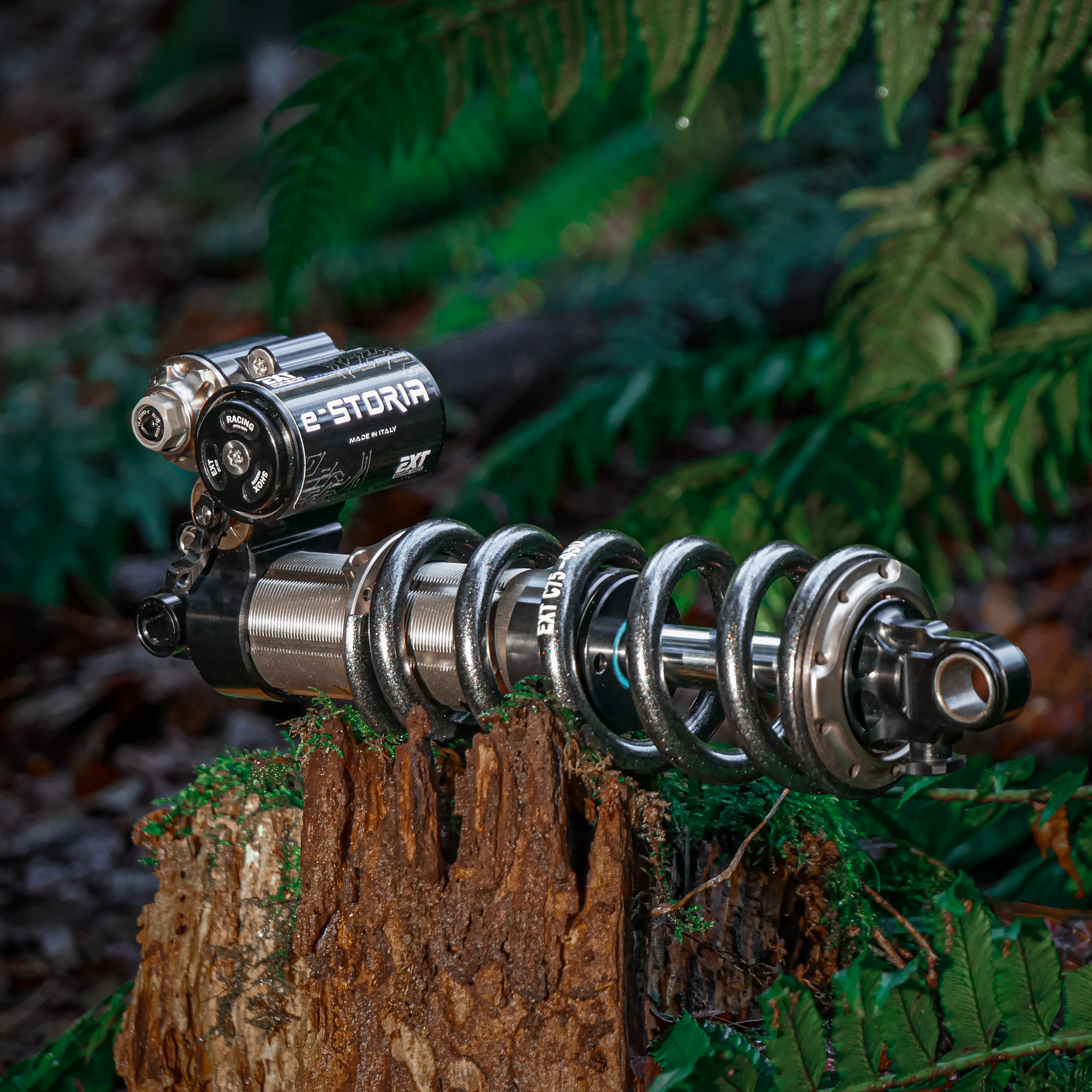 EXT E-Storia – Cascade Components